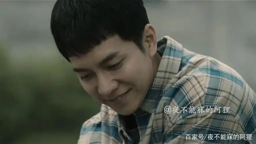 韩剧《窥探》:特辑最后,那只老鼠跑了出来,为第二季埋下了伏笔