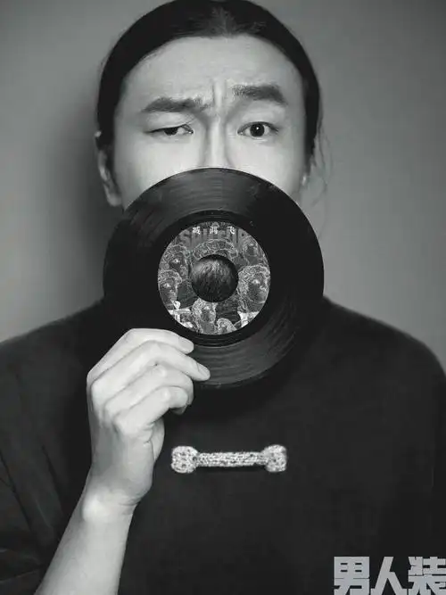 臧鸿飞|老新人类的一天|臧鸿飞|飞飞|录音棚_新浪新闻