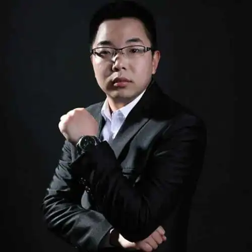 我今天收到一微信图片网贷平台发的要我明天十点法院开庭可是我并不在