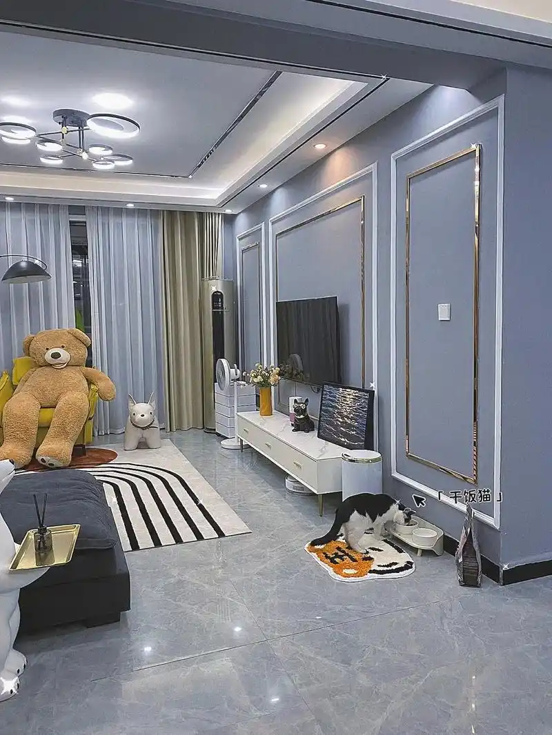 雾霾蓝色的家真的会让人眼前一亮,90后的婚房装修,雾霾蓝的极 - 抖音