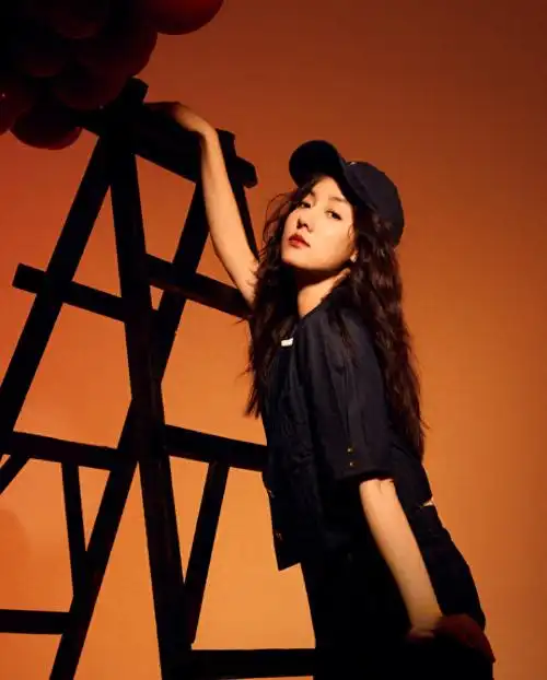 的演员,她们不仅长得好看,演技好,多才多艺,为人还特别低调,比如吕一