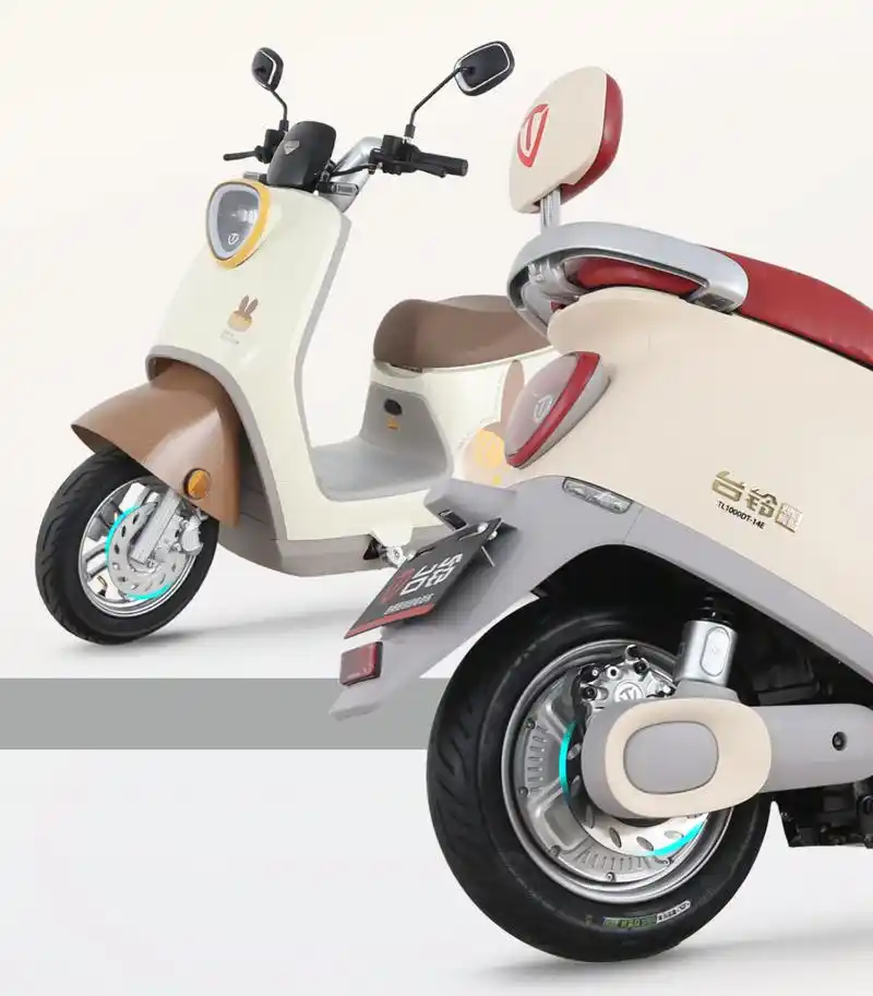 台铃发布新款电动车,外观漂亮,全速跑,续航达100公里!