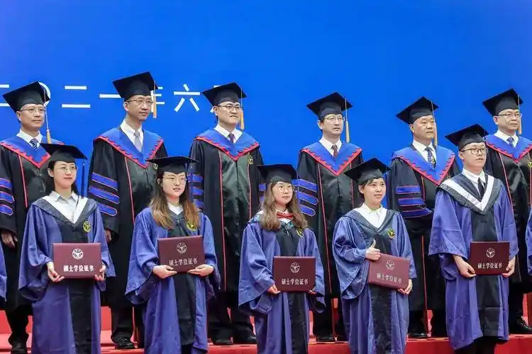 "博士"跟"博士后"不同之处?_工作_学历_时候