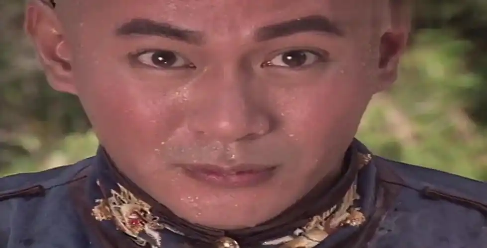 君临天下江华喝尿都这么帅气看看什么叫做演技