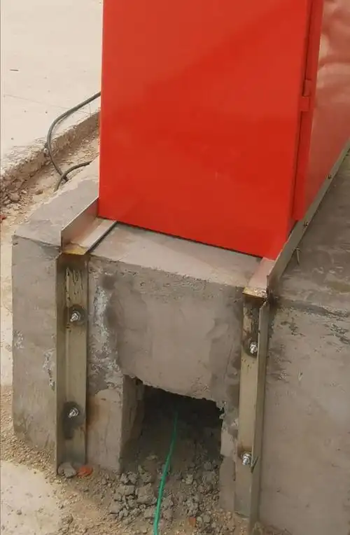 配电箱基础槽钢问题