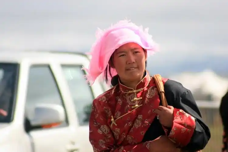 热情纯朴的藏族女人