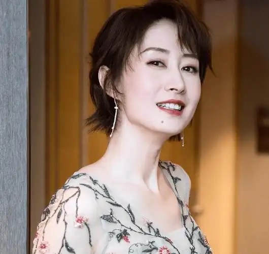 宁愿净身出户也要离婚的刘敏涛,已经狠狠"打脸"前夫_人生_常乐_梦想