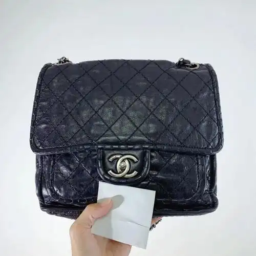 chanel香奈儿黑色牛皮编织niki流浪包s