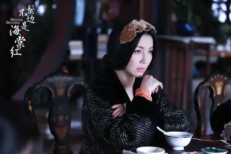 刘敏新剧杀青与黄晓明演姐弟引期待