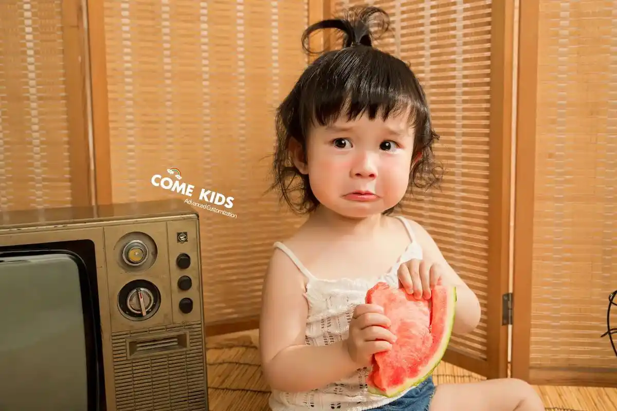 我是无敌的小可爱哭出表情包来了