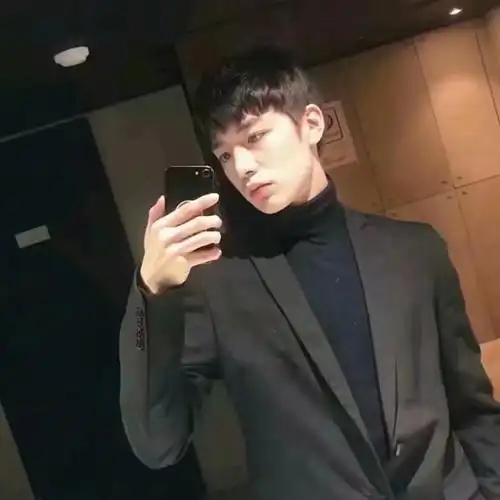 探探帅哥自拍头像 - 霸气男生头像!