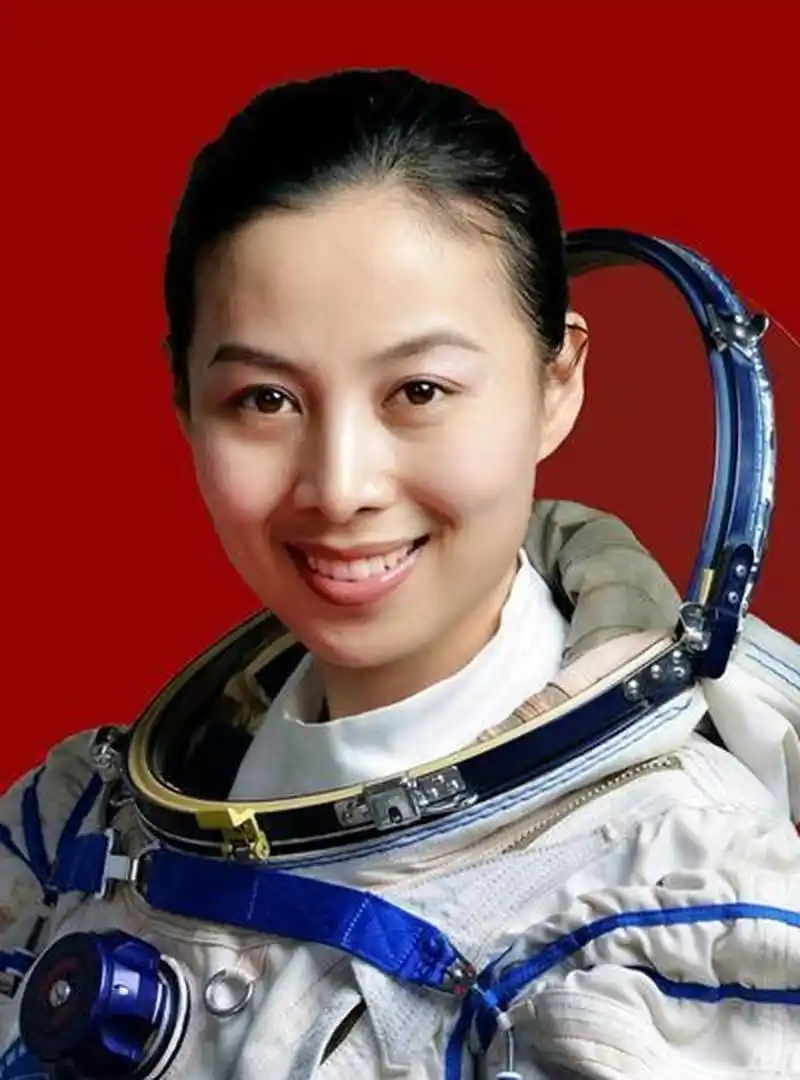 航天员英雄王亚平,人长的很漂亮,不愧是山东人骄傲