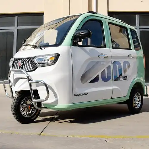 宝岛正品成人全封闭电动三轮锂电国标上牌油电两用日常代步电瓶车