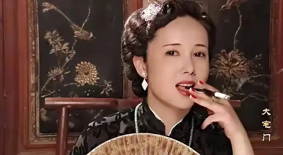 《大宅门》白玉婷到伤也不知道,万筱菊为何不愿意娶她_白景琦_哥哥