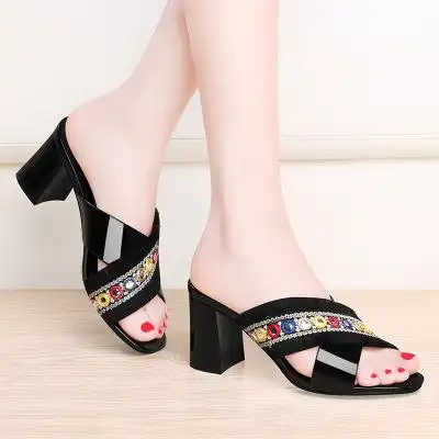 2019夏季新款韩版女士一字型凉拖鞋女高跟粗跟拖鞋圆头时装凉鞋潮