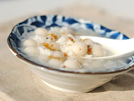 桂花酒酿小元宵