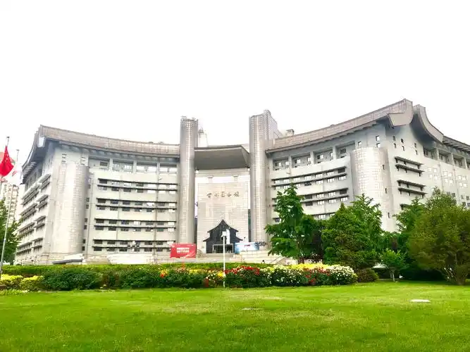 北京首都图书馆