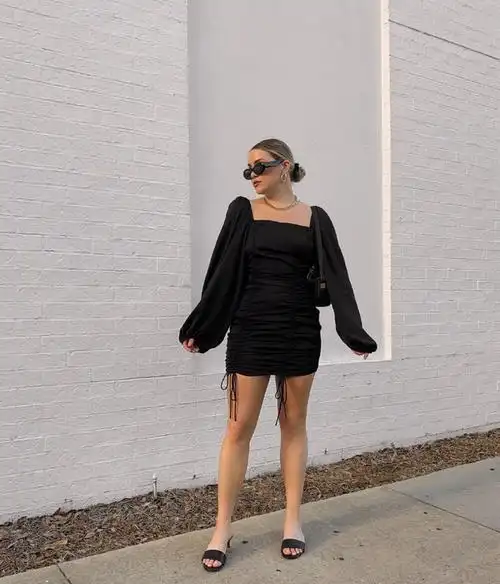 ins时尚博主kerifay梨形身材怎么穿?大骨架的微胖女孩穿搭