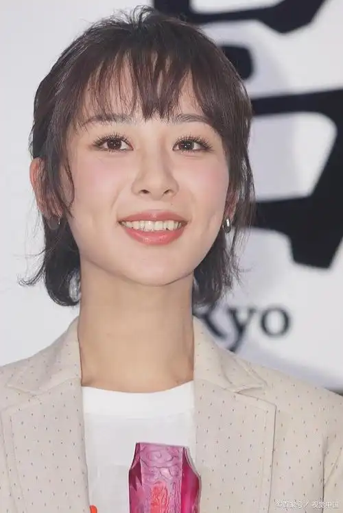 杨紫一个自信优秀的女演员