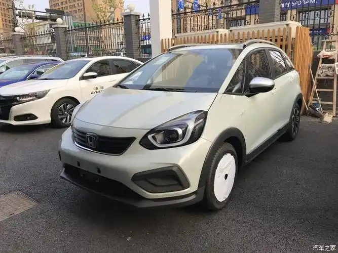 2021款飞度15lcvt潮越max版碧光翠实车图赏