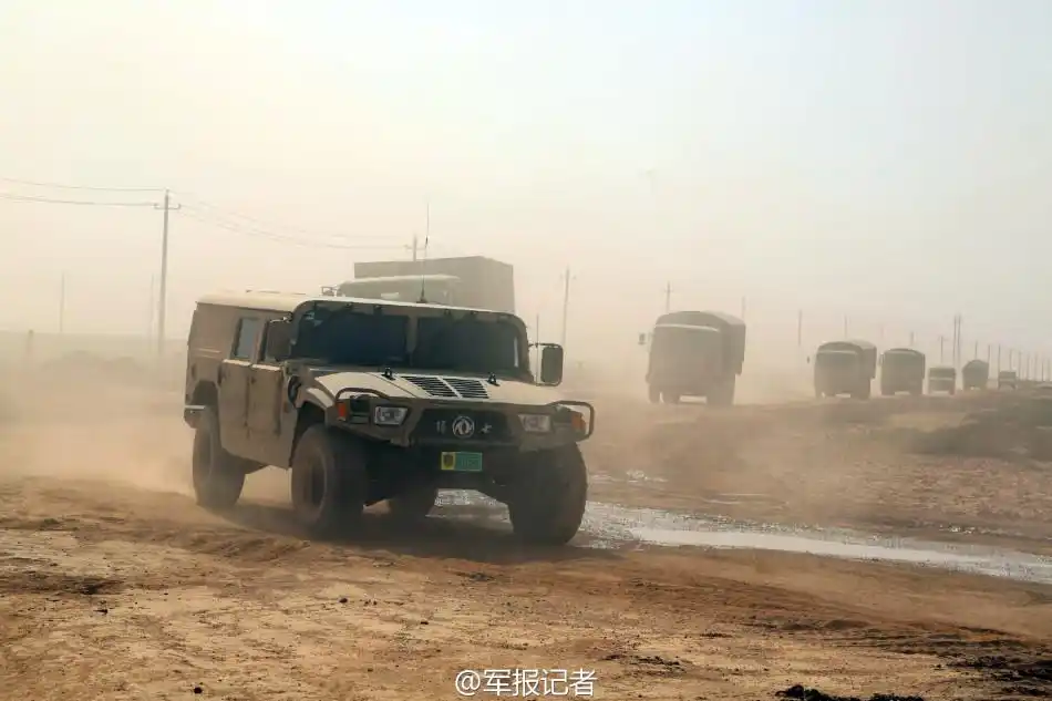 解放军车队过市区视频【相关词_ 解放军车队视频】