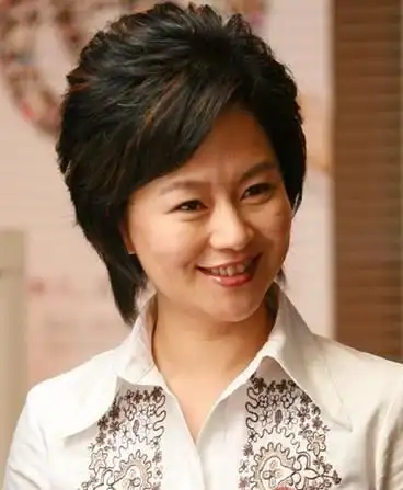 "鞠萍姐姐"让孩子快乐成长