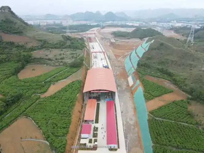 【围绕"四新"主攻"四化"】中铁六局助力普定高质量发展