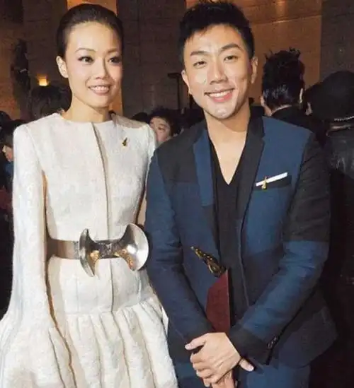 "天后"容祖儿的隐秘情史,以及与"干爹"的往事|杨受成|谢霆锋|梅艳芳