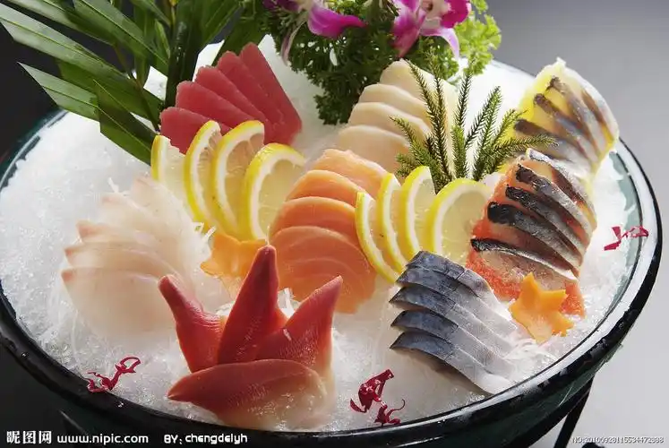 jpg颜色:rgb40共享分×关 键 词:锦绣刺身拼 刺身拼盘 三文鱼 北极贝