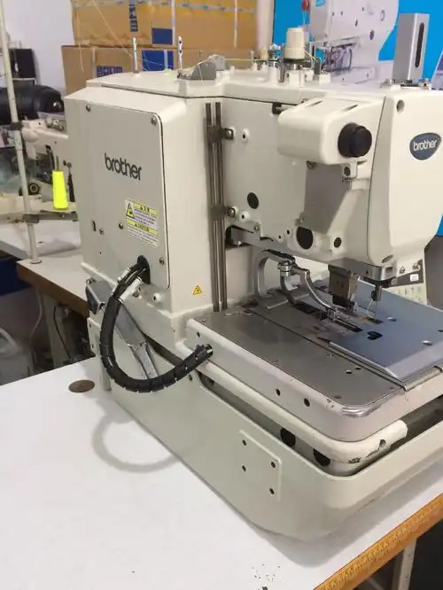 二手圆头锁眼机