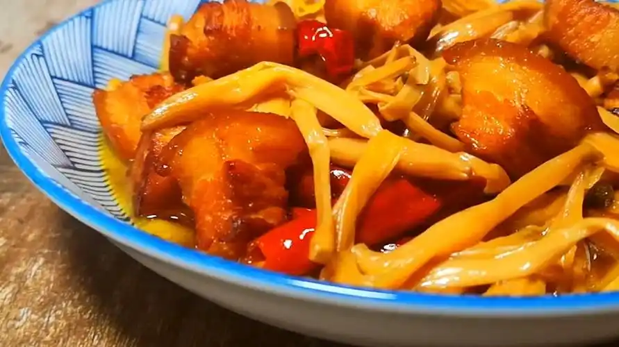 服务升级 3黄花菜烧肉的制作方法.