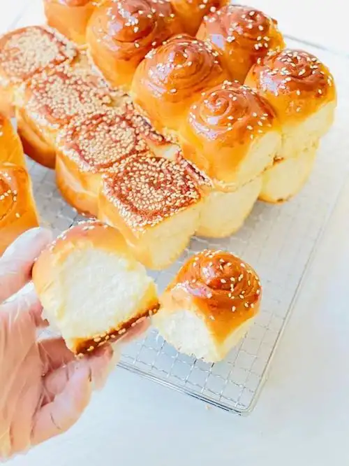 脆底蜂蜜小面包的做法