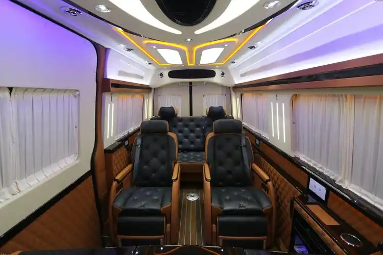 奔驰斯宾特商务车内饰翻新改装工厂地址电话联系方式