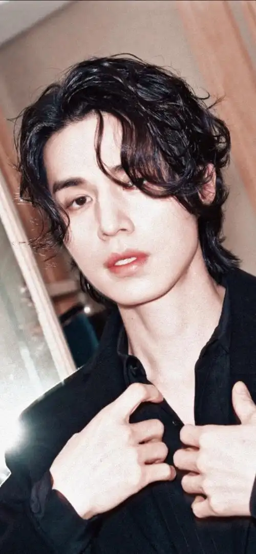 李栋旭 图源微博,侵删