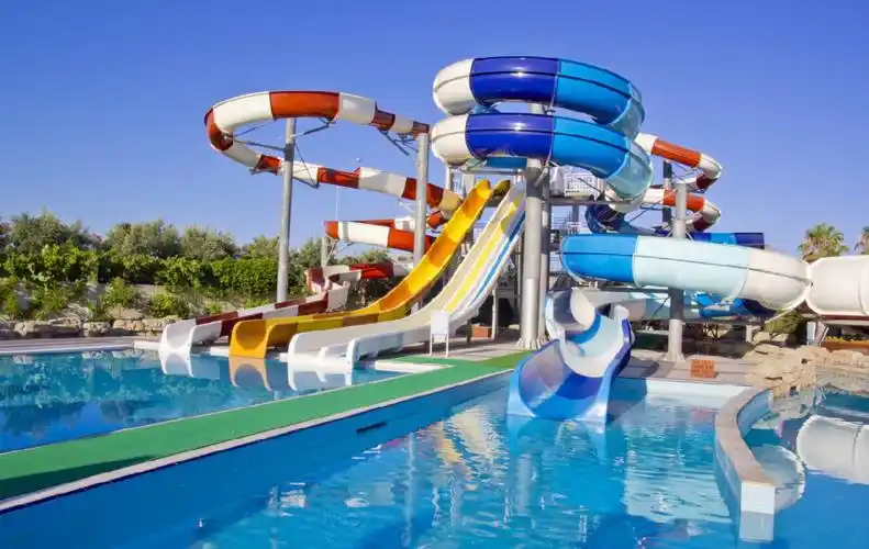 欢乐谷水上乐园(成都欢乐谷有水上乐园吗) - 悦闻天下