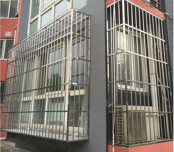 常州防盗窗不锈钢儿童窗户防护栏阳台护栏飘窗户不锈钢防盗网