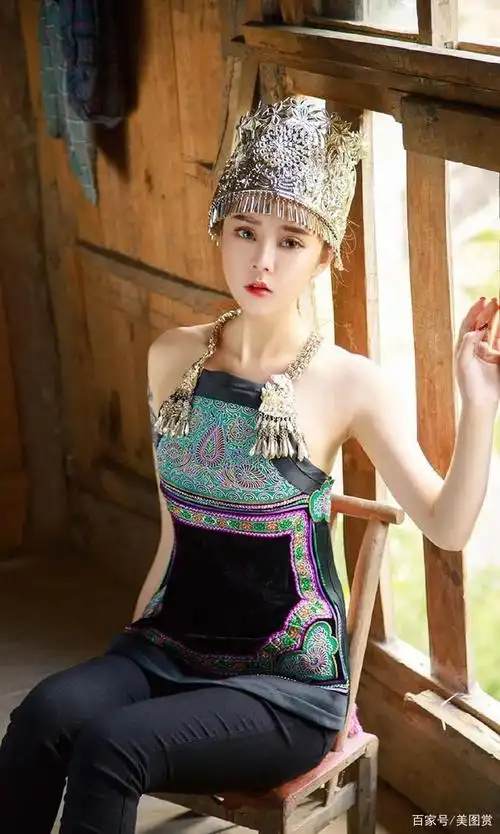 不一样的美丽,快来看看这位苗族女孩漂亮不