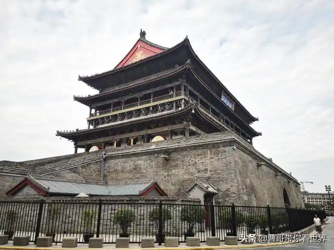 西安的旅游景点有哪些最出名(西安的旅游景点有哪些最出名法门寺简介)