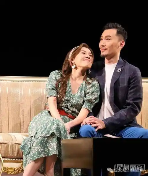 母亲哥哥及两女儿都用一张脸_工作_黄智雯_钱凯