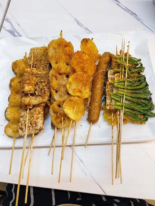 炸串小吃车多少钱一台(炸串小吃车多少钱一个)-项目加盟网