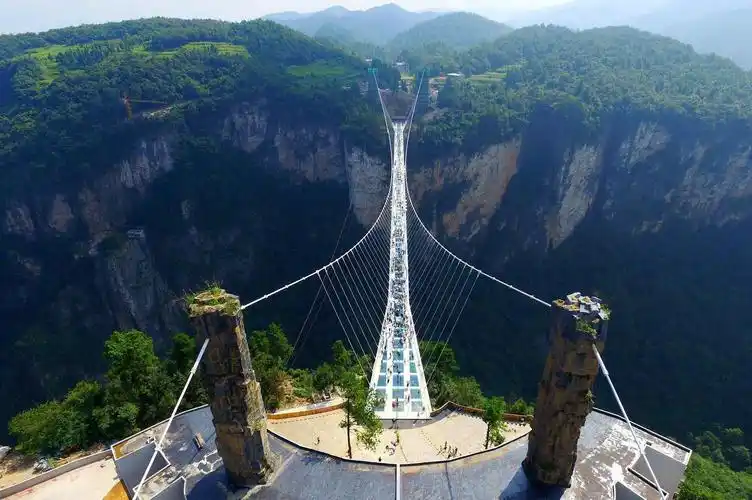 d2世外桃源-禾田居度假-大峡谷玻璃桥用餐早× 午× 晚√住宿常德桃花