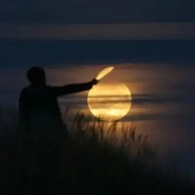 安奈 暗色月亮背影男头 这一生 _男生头像_我要个性网