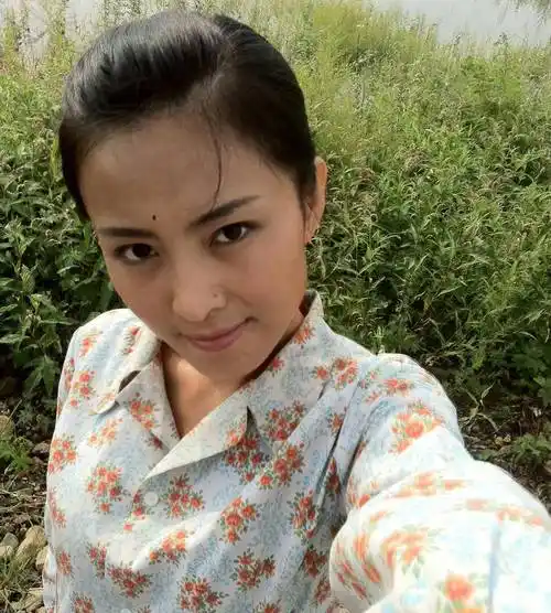 张可:高颜值的二人转演员,客串多部乡村题材电视剧_刘老根_关婷娜