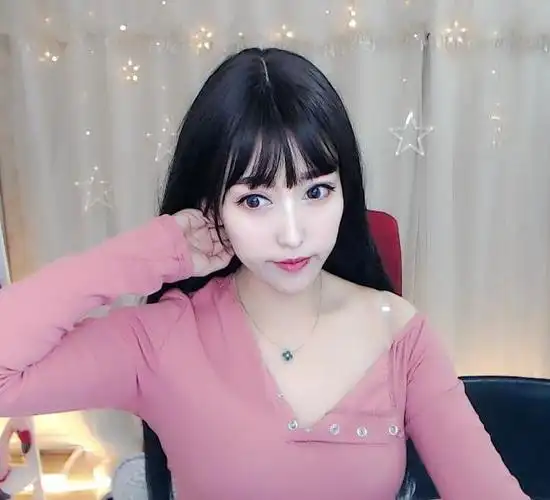 大学生萱萱新主播求关注