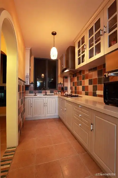 中海风格餐厅厨房地中海80m05二居设计图片赏析--土巴兔装修效果图