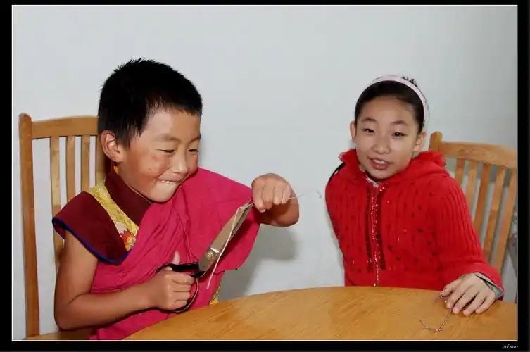 甘肃拉卜楞寺-和小活佛快乐的一天