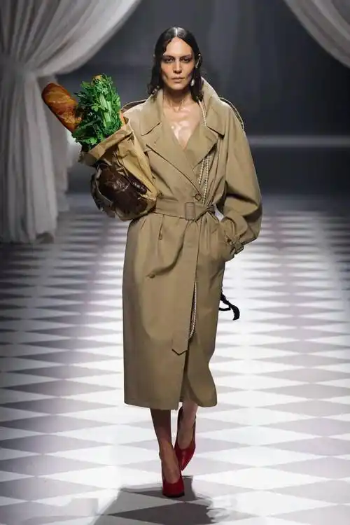 2024 秋冬米兰时装周值得回顾的 5 支秀场