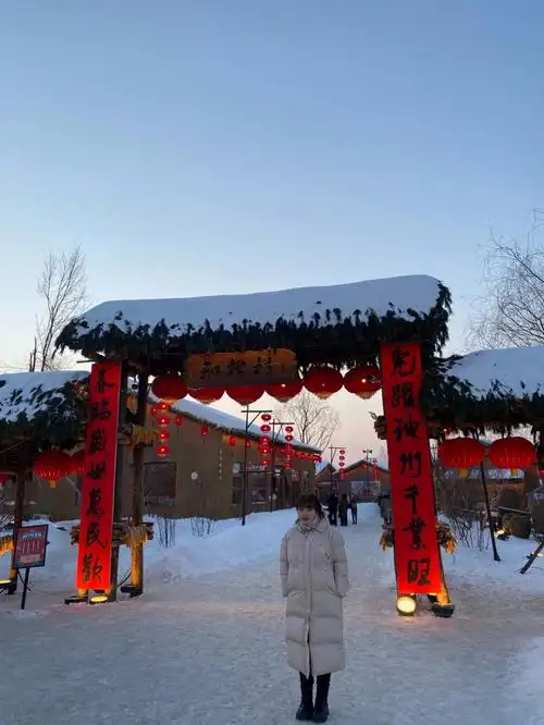 打卡梅河口知北村听说是三个月打造出来的非常有东北的特色