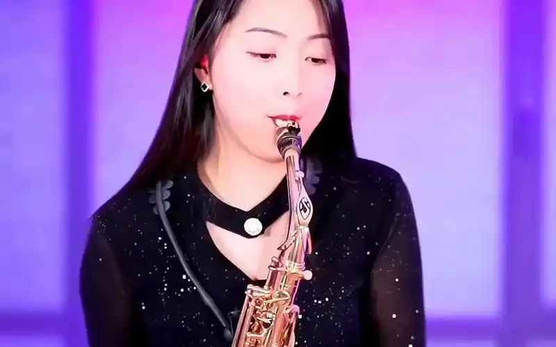 《回家》中音萨克斯版