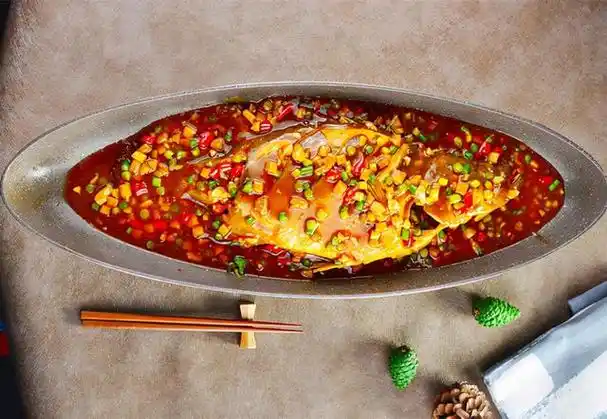 而安徽菜,又称为徽菜,是中国八大菜系之一,起源于南宋时期的古徽州,有